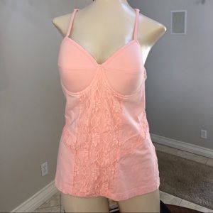 NWOT Juniors XL tank